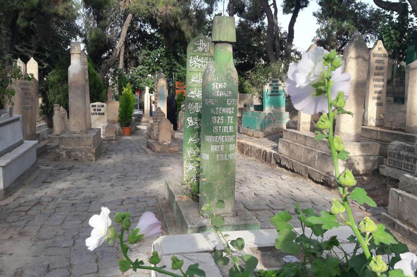 Genç yaşta idam edilen bir âlim: İbrahim Edhem Efendi Genç yaşta idam edilen bir âlim: İbrahim Edhem Efendi